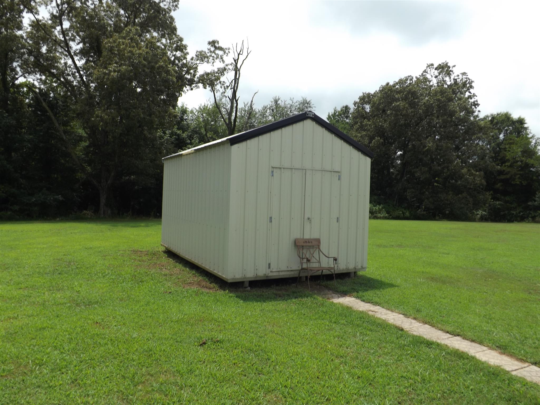 1600 Mud Creek Road Morrison, TN 37357 - Photo 5 of 28 a view of backyard with green space
