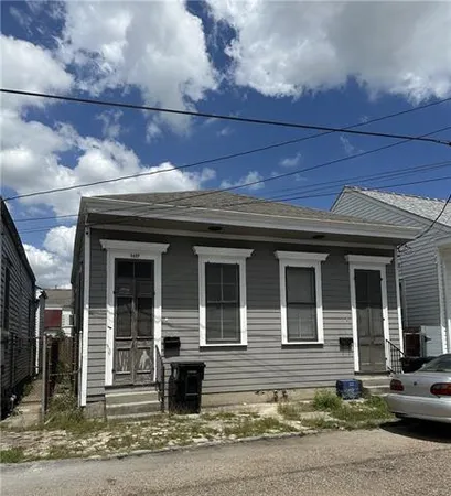 $1,200 | 2427 Rousseau Street, New Orleans, LA 70130
