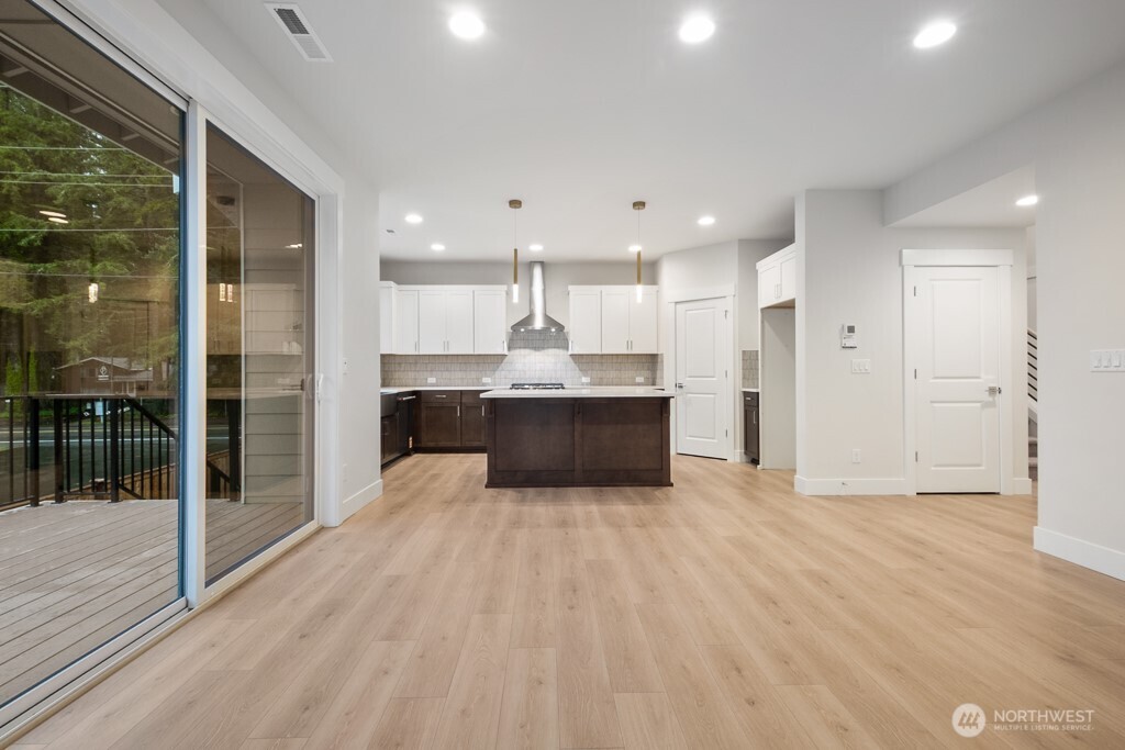 18007 Southeast 250th Place, Unit 1 Covington, WA 98042 - Photo 15 of 34