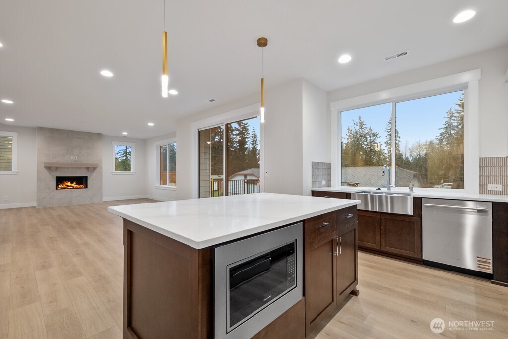 18007 Southeast 250th Place, Unit 1 Covington, WA 98042 - Photo 19 of 34