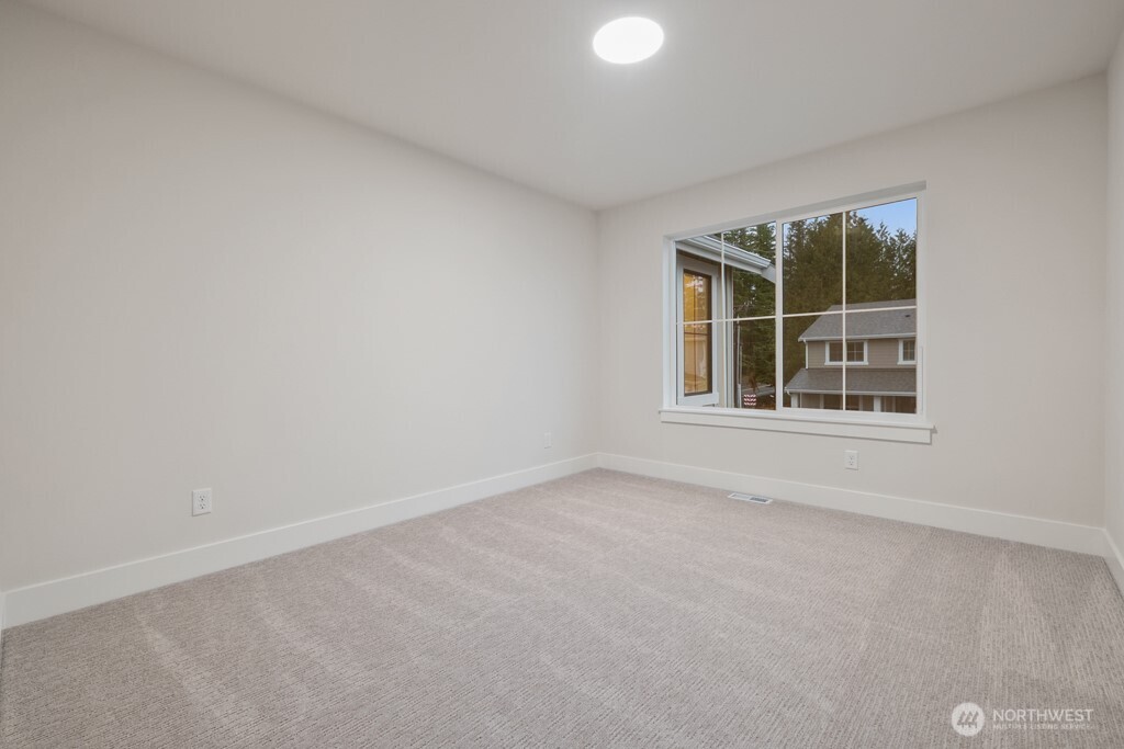 18007 Southeast 250th Place, Unit 1 Covington, WA 98042 - Photo 32 of 34