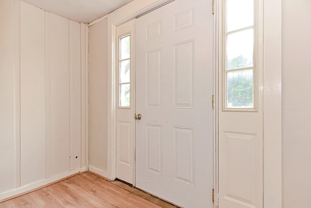 165 Main Street Upton, MA 01568 - Photo 4 of 42 Gallery Image 4