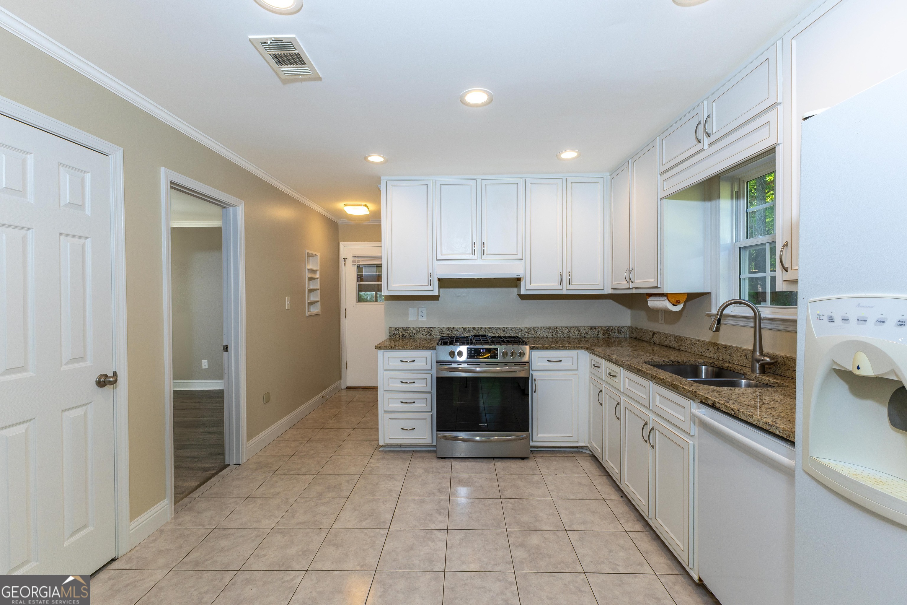230 Whitney Way Fayetteville, GA 30214 - Photo 19 of 46
