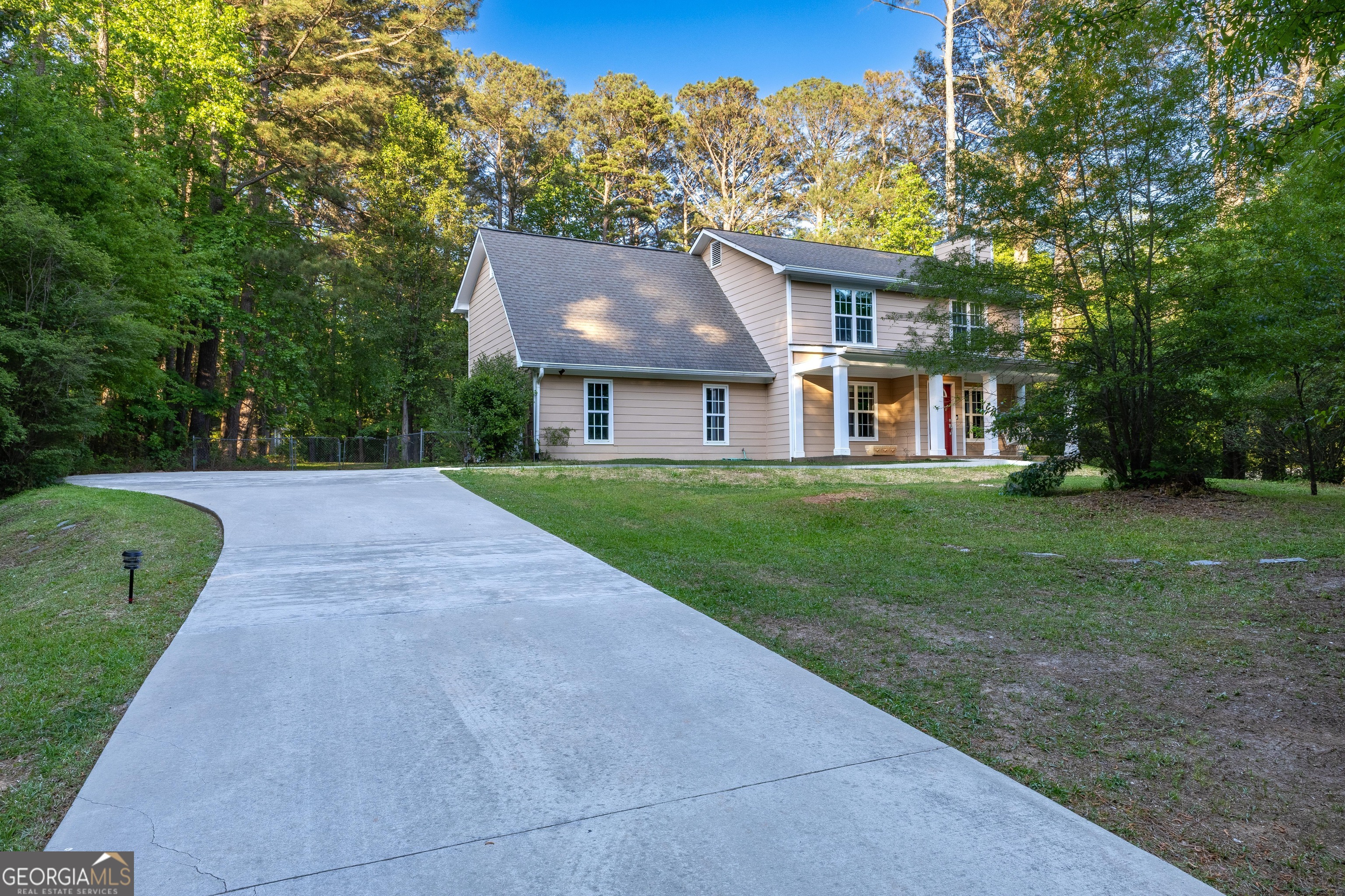 230 Whitney Way Fayetteville, GA 30214 - Photo 2 of 46