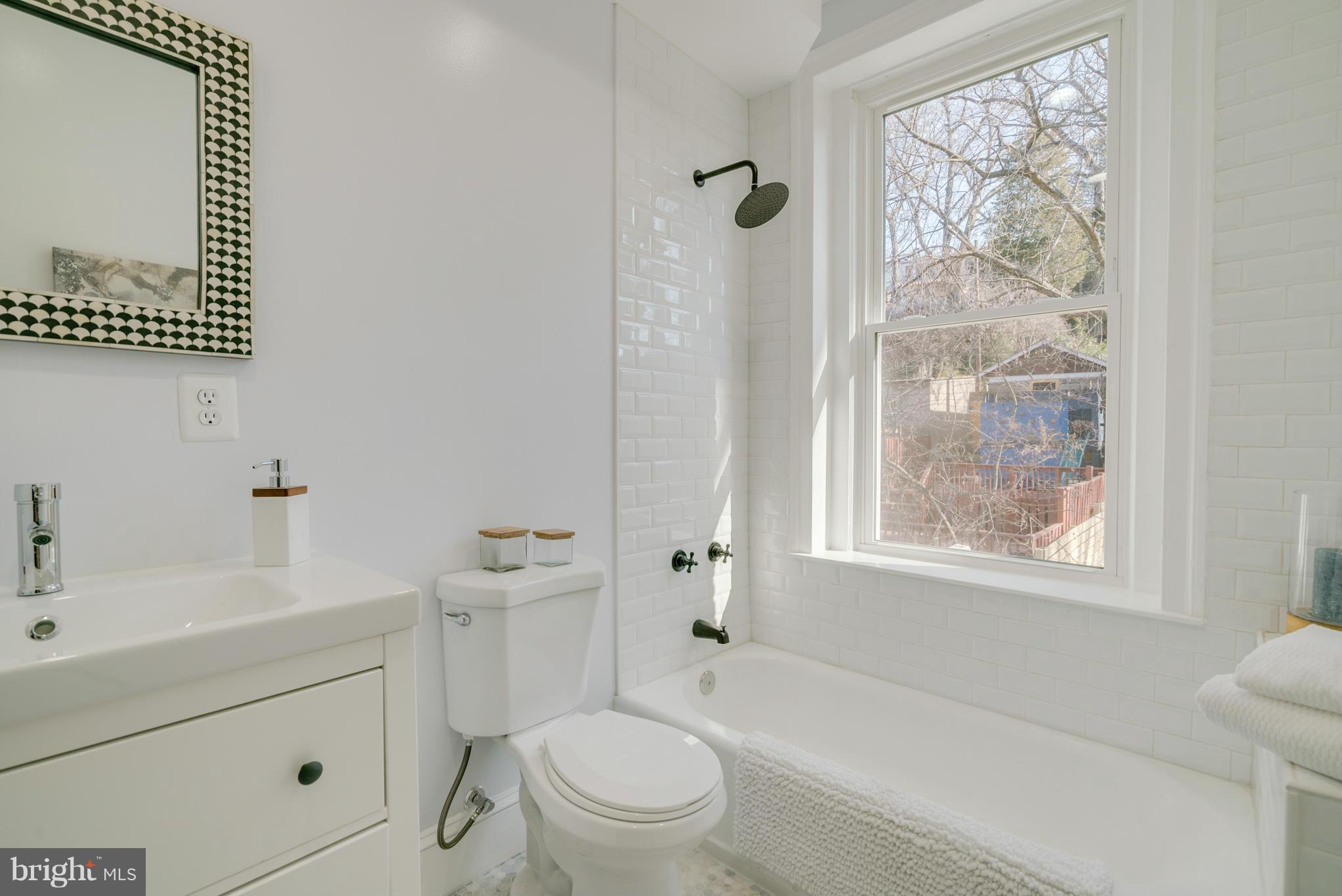 2023 Park Road Northwest Washington, DC 20010 - Photo 18 of 30 2nd Floor Hall Bath