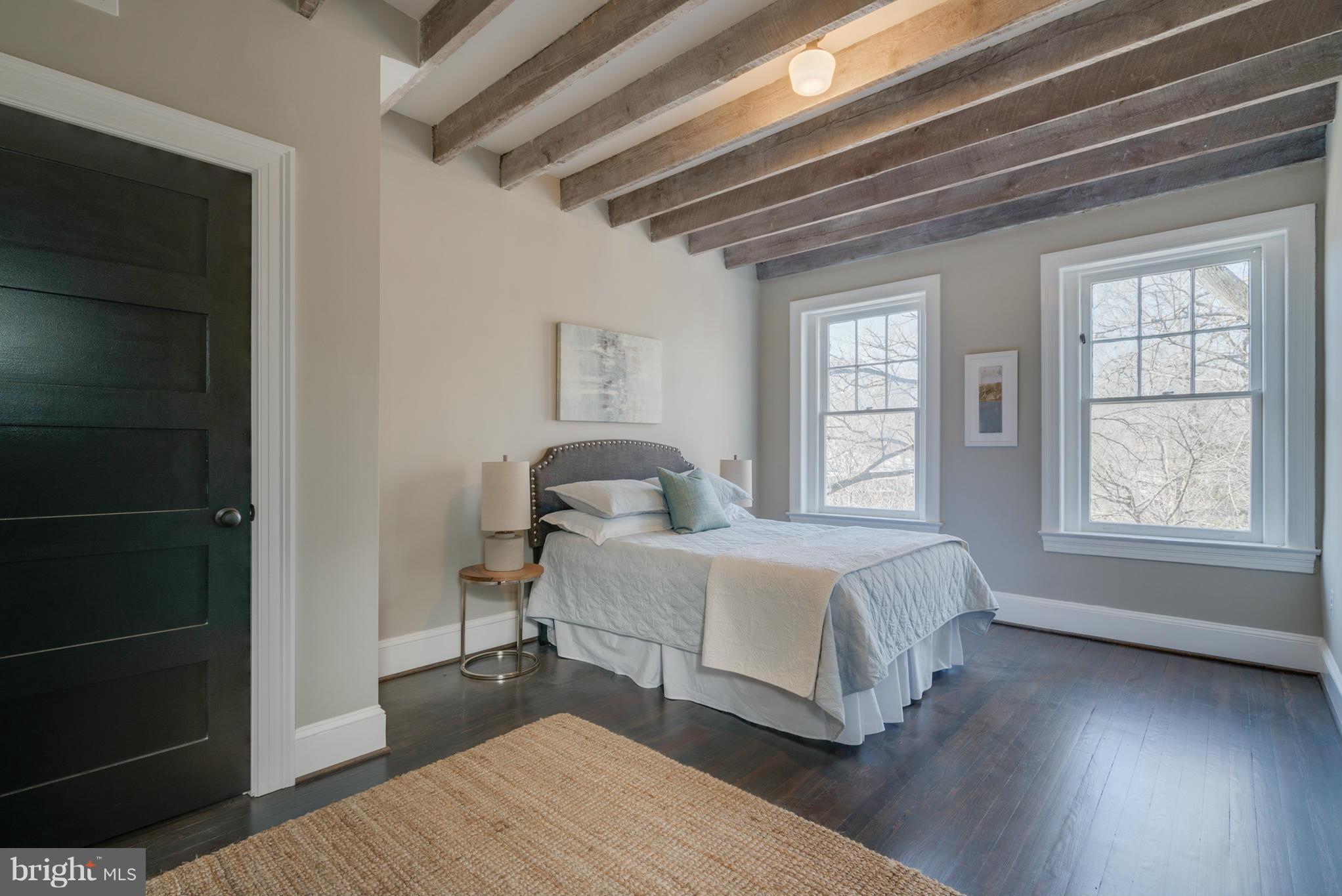 2023 Park Road Northwest Washington, DC 20010 - Photo 20 of 30 3rd Floor Front Bedroom