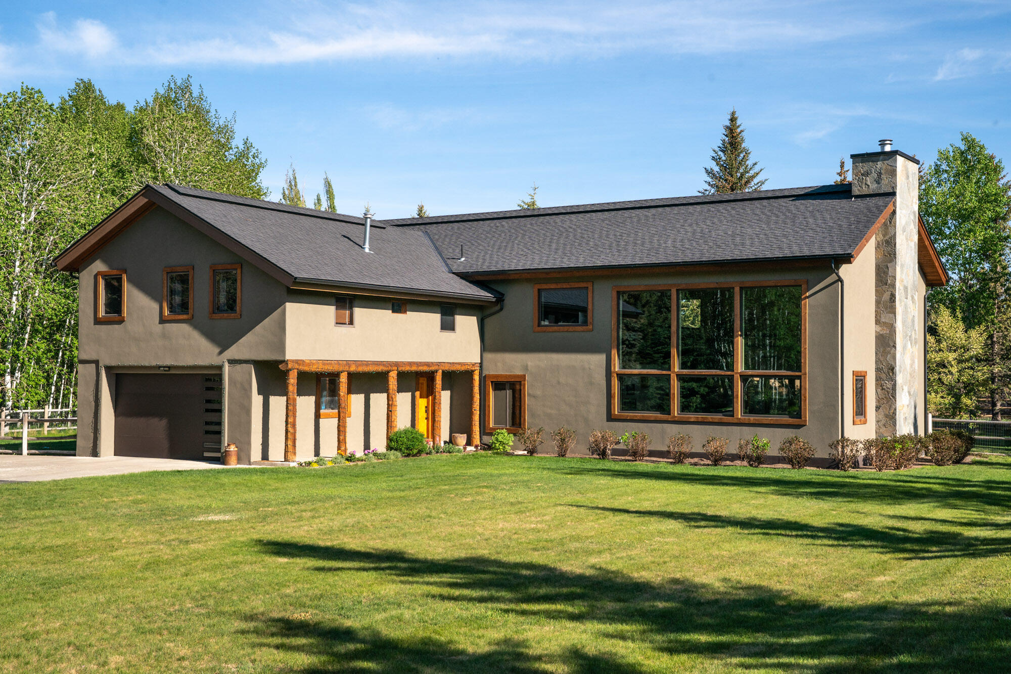 Exterior Primary