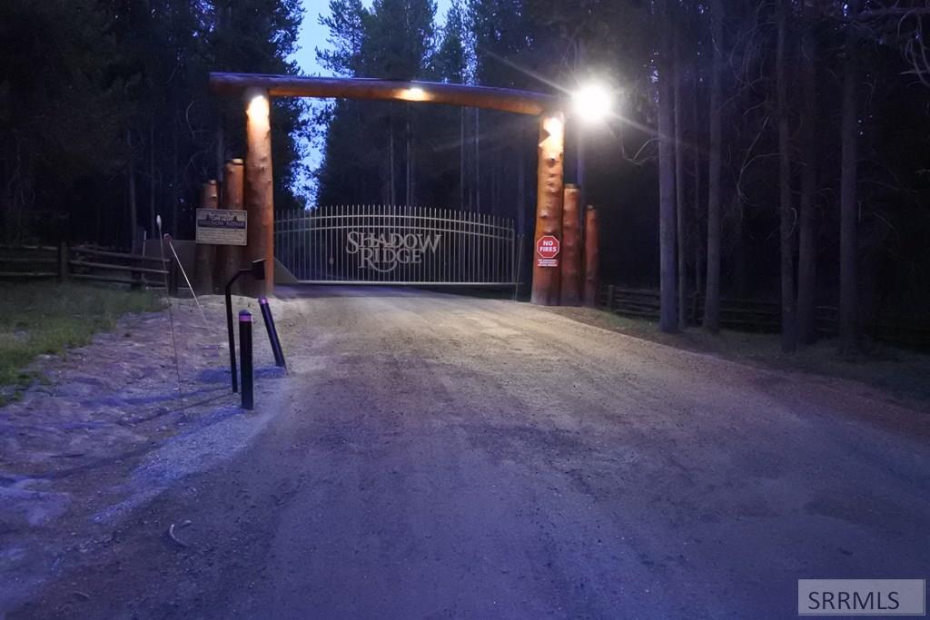 1650 Shadow Loop Island Park Ashton, ID 83420 - Photo 2 of 32 Gated Community