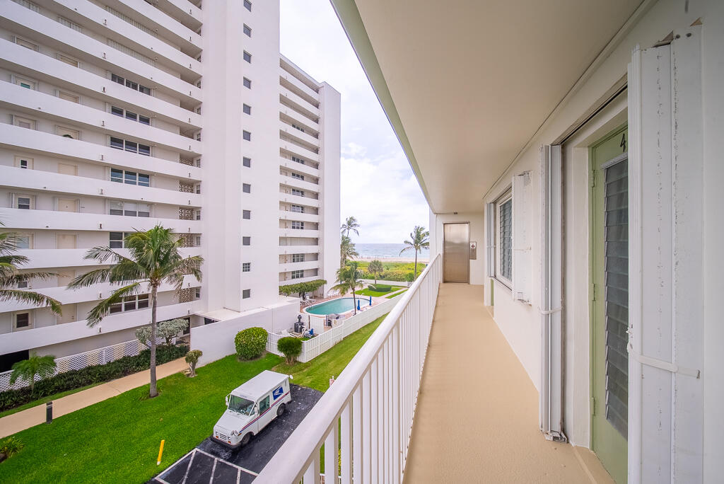 3600 North Ocean Drive, Unit 421 Singer Island, FL 33404 - Photo 12 of 31 3600 MLS