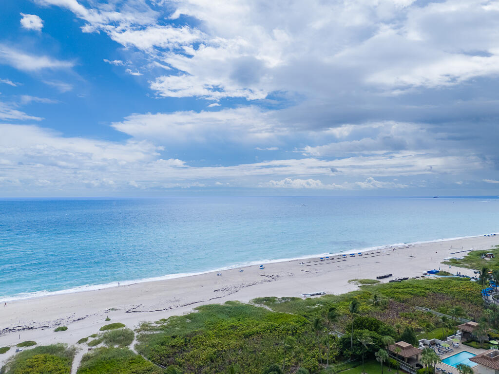 3600 North Ocean Drive, Unit 421 Singer Island, FL 33404 - Photo 5 of 31 3600 MLS-REAL ESTATE MLS-3