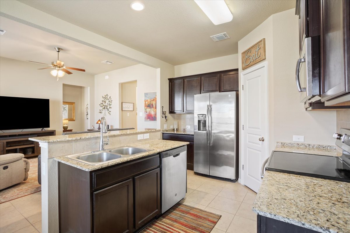 1149 Spring Terrace Loop Temple, TX 76502 - Photo 15 of 25