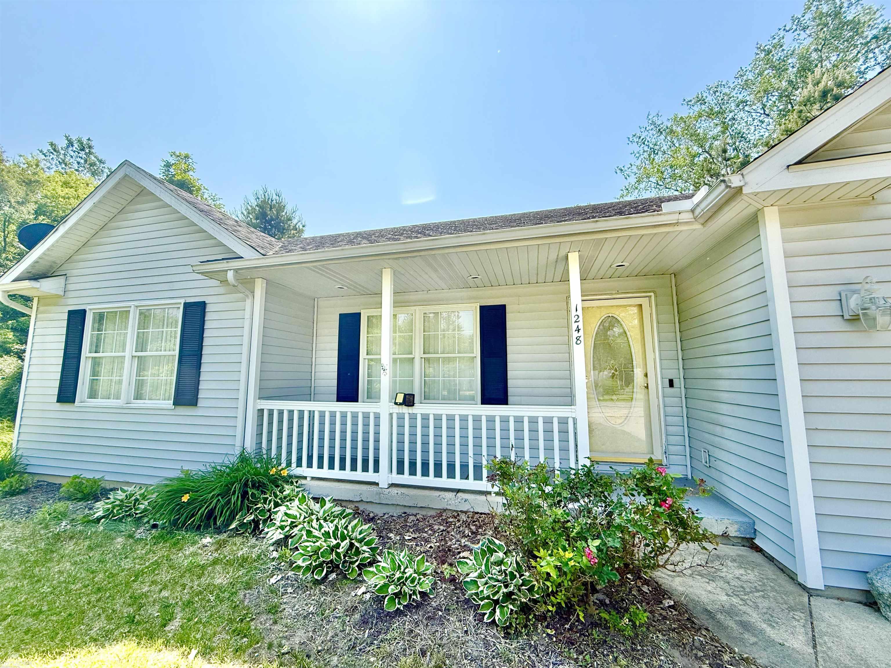 1248 South Hemlock Road Hemlock, MI 48626 - Photo 4 of 73