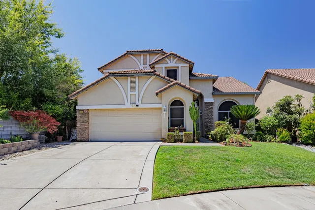 $679,900 | 9560 Fox Flower Court, Elk Grove, CA 95758