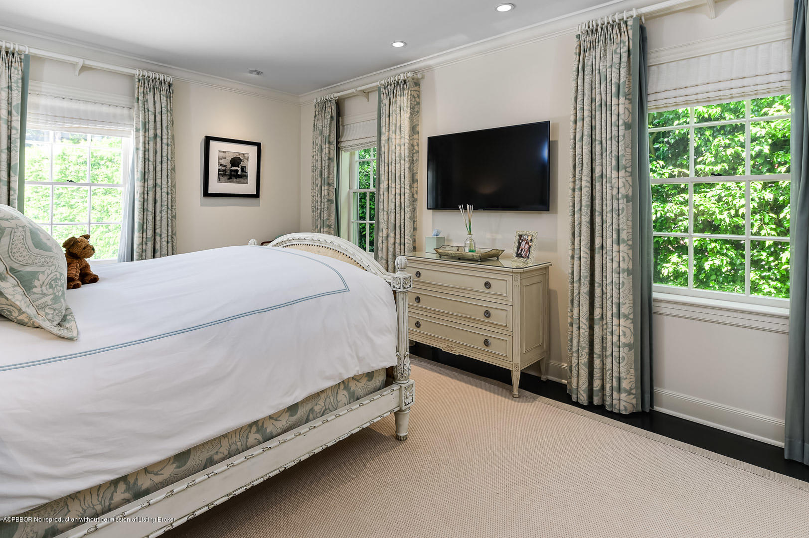 130 Cocoanut Row Palm Beach, FL 33480 - Photo 24 of 31 a bed room with a bed tv and window