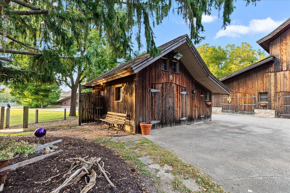 802 South Teut Road Burlington, WI 53105 - Photo 34 of 101 36-Teut Rd-36
