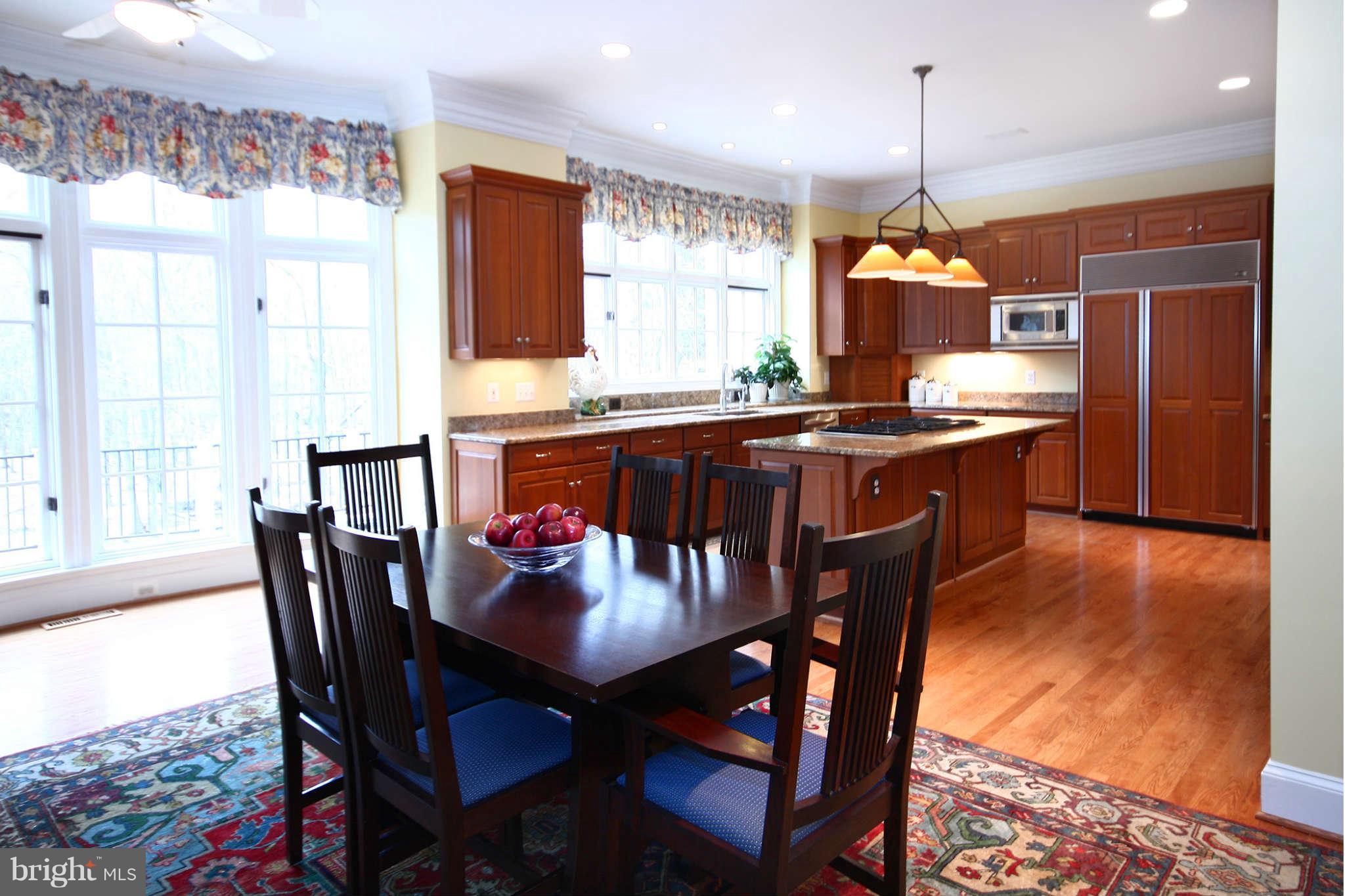 443 Walker Road Great Falls, VA 22066 - Photo 12 of 30 Kitchen