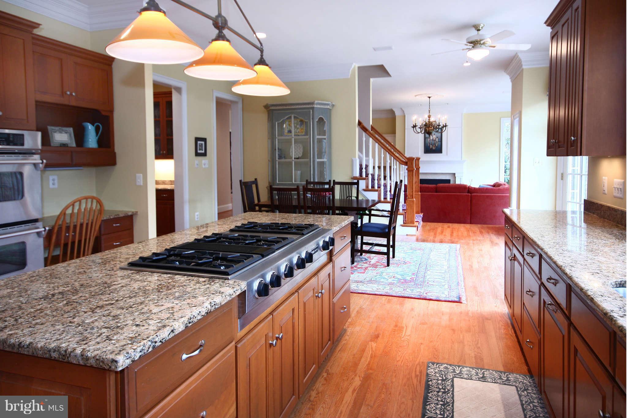 443 Walker Road Great Falls, VA 22066 - Photo 13 of 30 Kitchen