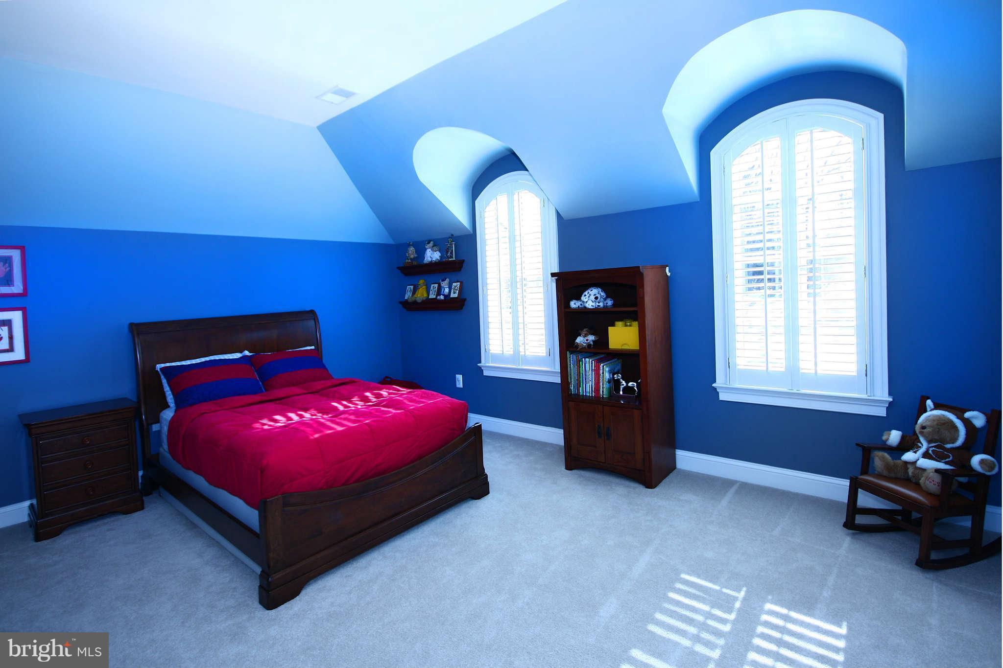 443 Walker Road Great Falls, VA 22066 - Photo 17 of 30 Dormer%20Bedroom