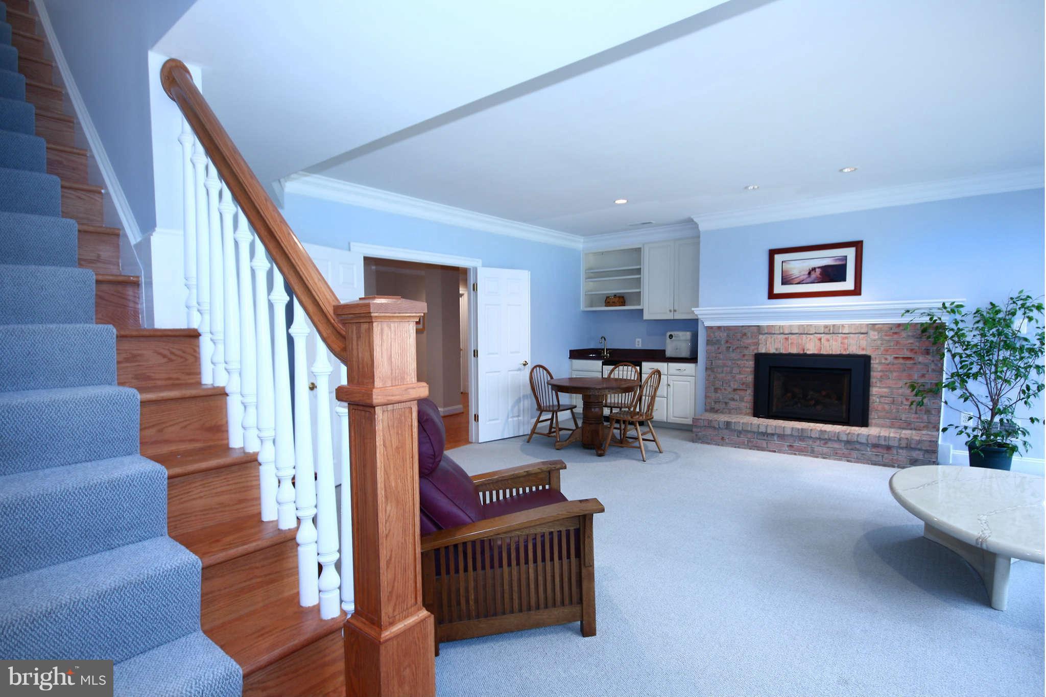 443 Walker Road Great Falls, VA 22066 - Photo 24 of 30 Lower%20Level%20Room