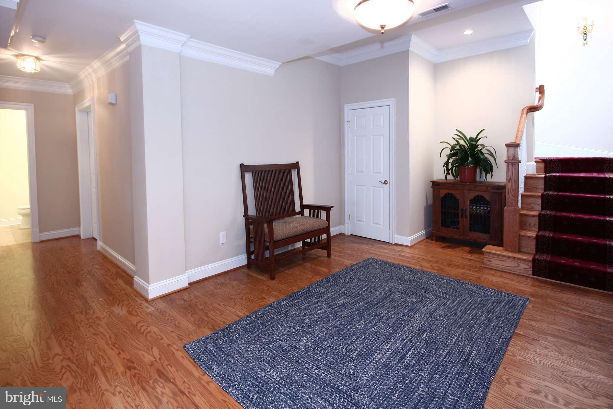 443 Walker Road Great Falls, VA 22066 - Photo 26 of 30 Bedroom
