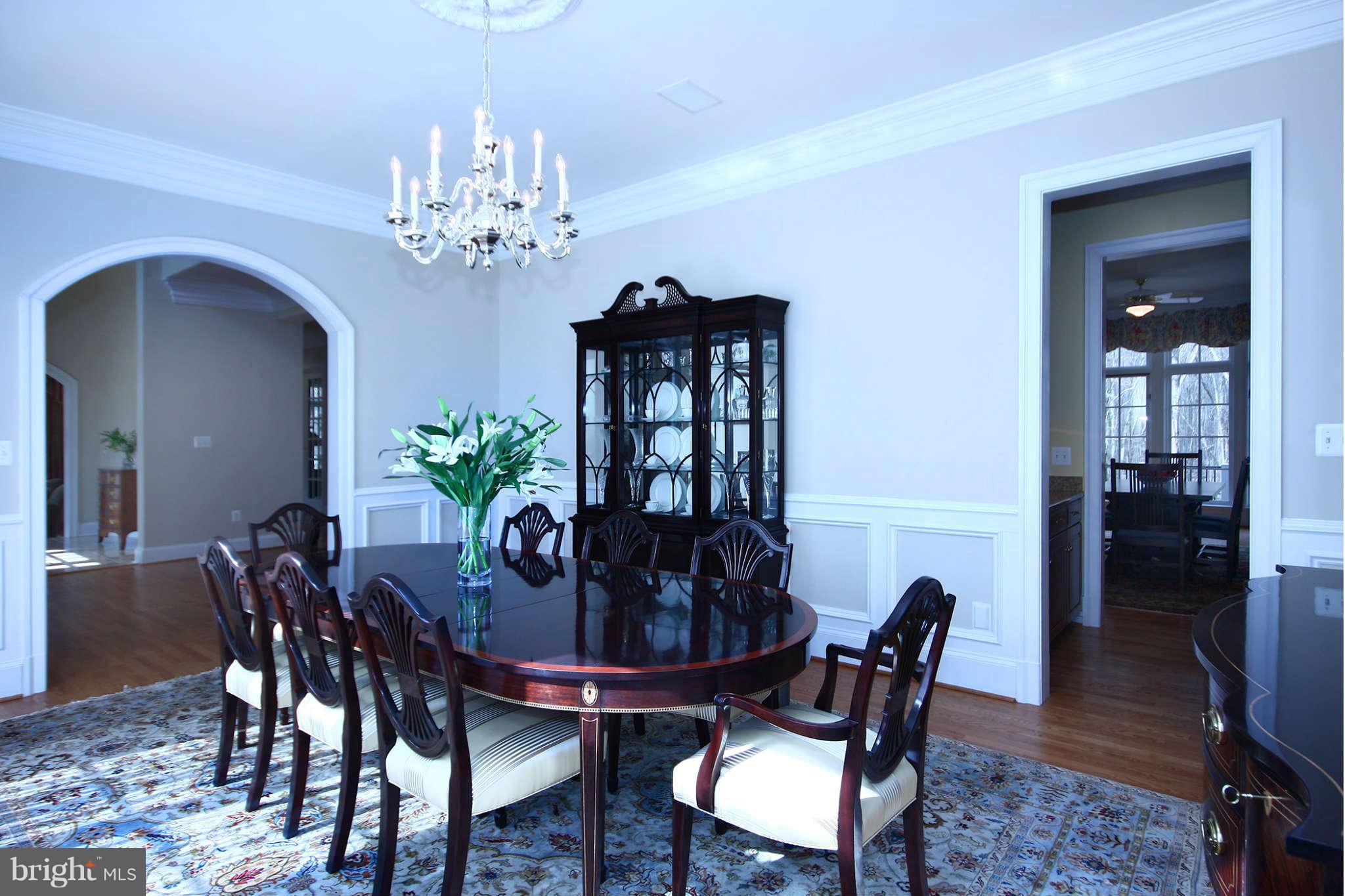 443 Walker Road Great Falls, VA 22066 - Photo 6 of 30 Dining Room