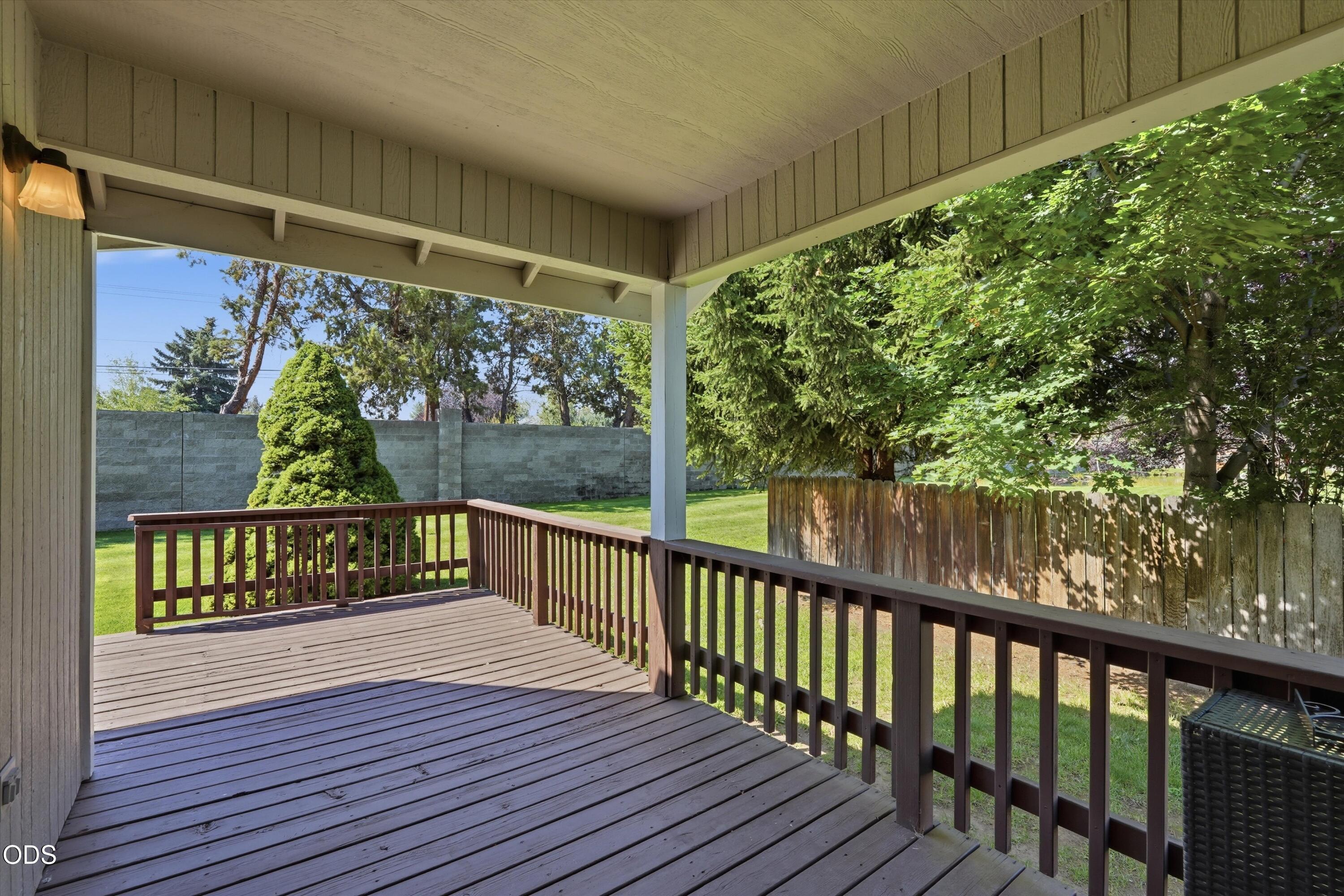 3389 Northeast Stonebrook Loop Bend, OR 97701 - Photo 36 of 55 Gallery Image 36