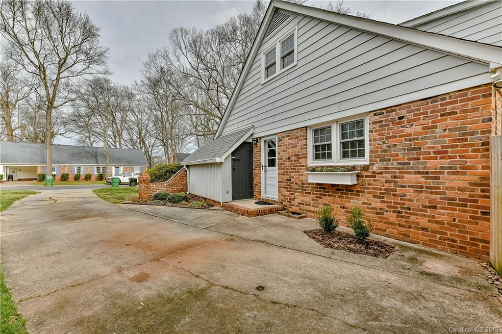 620 Sandridge Road Charlotte, NC 28210 - Photo 33 of 36