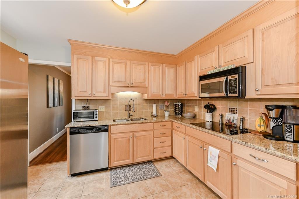620 Sandridge Road Charlotte, NC 28210 - Photo 10 of 36