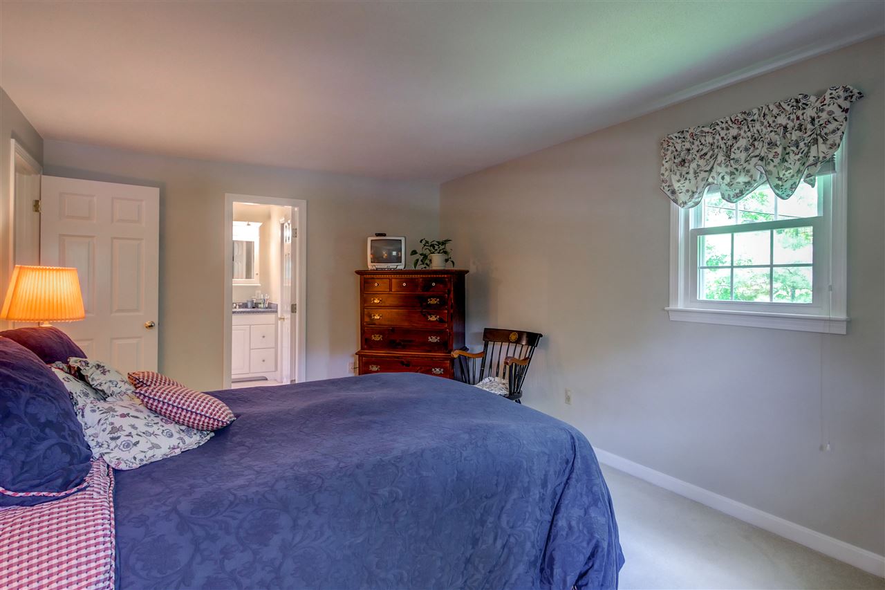 7 Woodland Road Windham, NH 03087 - Photo 11 of 29