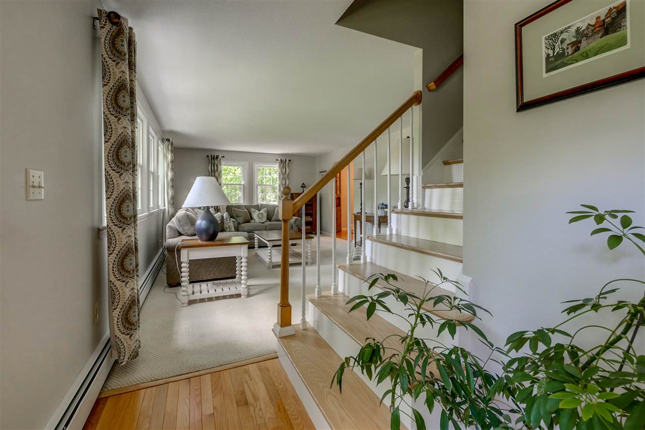 7 Woodland Road Windham, NH 03087 - Photo 3 of 29