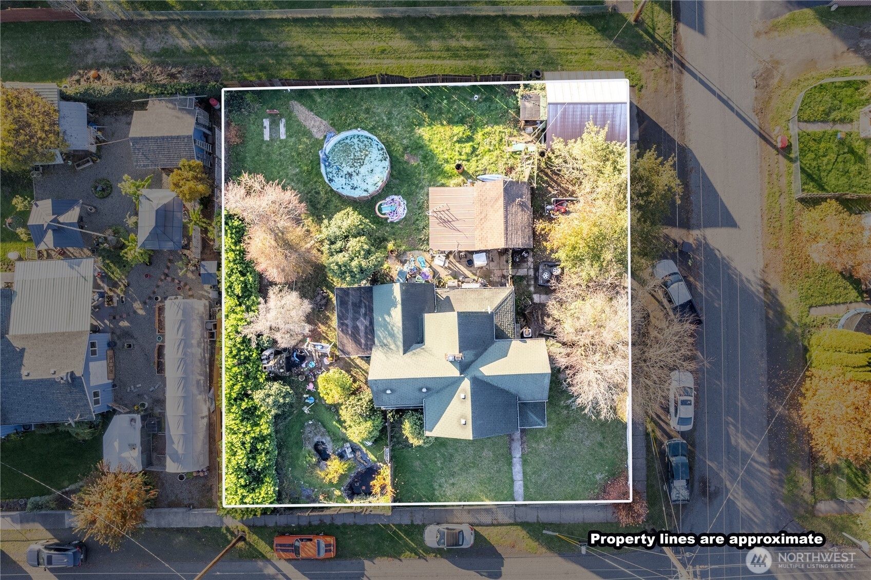 411 4th Avenue Southwest Castle Rock, WA 98611 - Photo 20 of 29 aerial view of a house with a lake view
