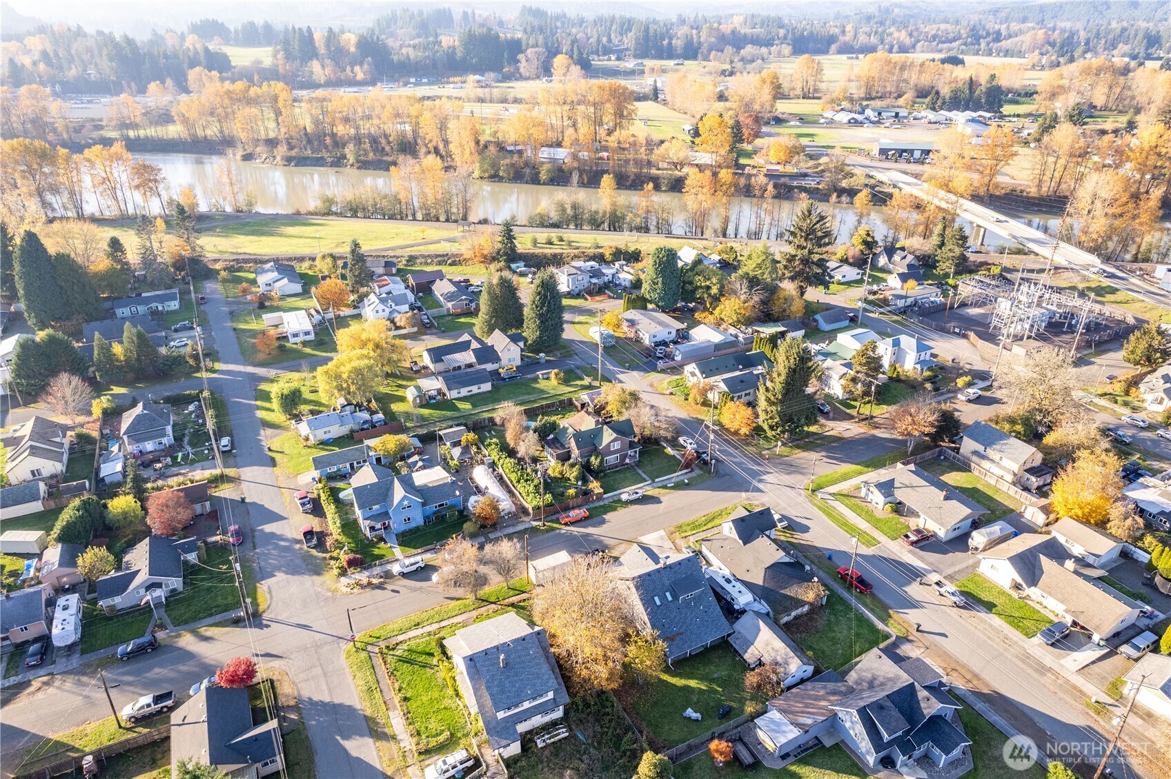 411 4th Avenue Southwest Castle Rock, WA 98611 - Photo 22 of 29 a view of a city