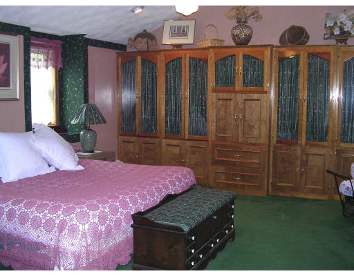 100 Meredith Road Tewksbury, MA 01876 - Photo 8 of 9 Gallery Image 8