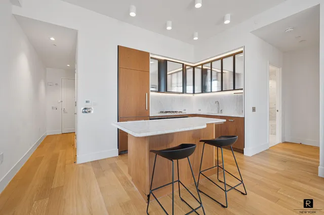 $2,100,000 | 110 Charlton Street, Unit 20G | Hudson Square