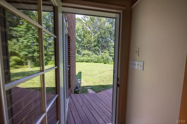 $390,000 | 2246 Country Club Road, Appomattox, VA 24522