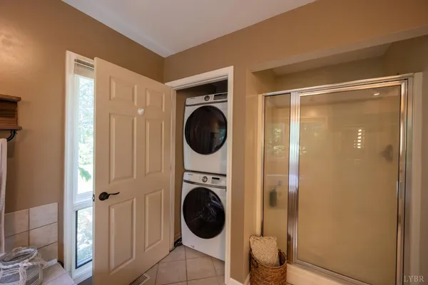 $390,000 | 2246 Country Club Road, Appomattox, VA 24522