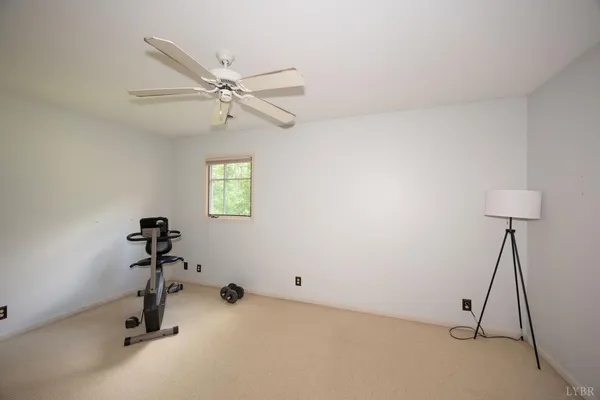 $390,000 | 2246 Country Club Road, Appomattox, VA 24522