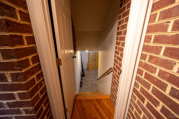 $390,000 | 2246 Country Club Road, Appomattox, VA 24522