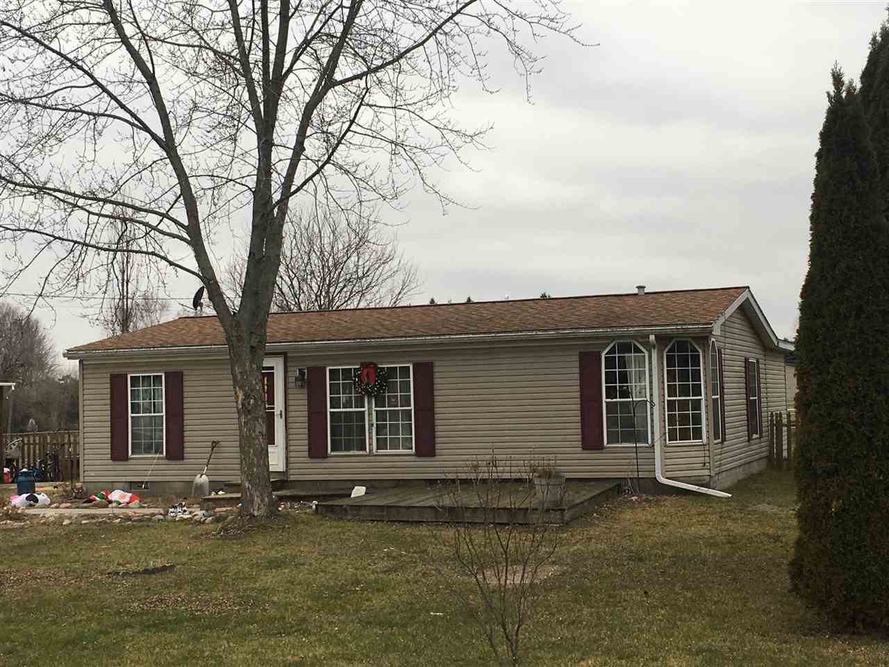 650 South School Road Sterling, MI 48659 - Photo 3 of 42 1882583-2.JPG