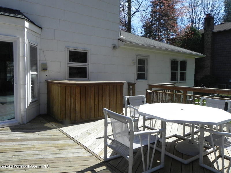 33 Shilling Road Manalapan, NJ 07726 - Photo 12 of 23 1-DSCN5272
