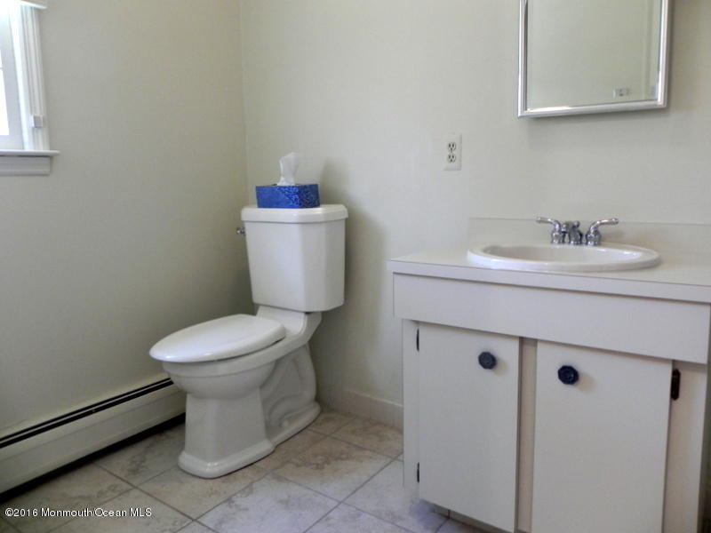 33 Shilling Road Manalapan, NJ 07726 - Photo 15 of 23 1-DSCN5275