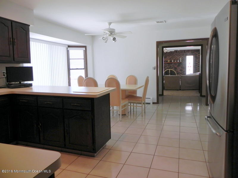 33 Shilling Road Manalapan, NJ 07726 - Photo 6 of 23 1-DSCN5265