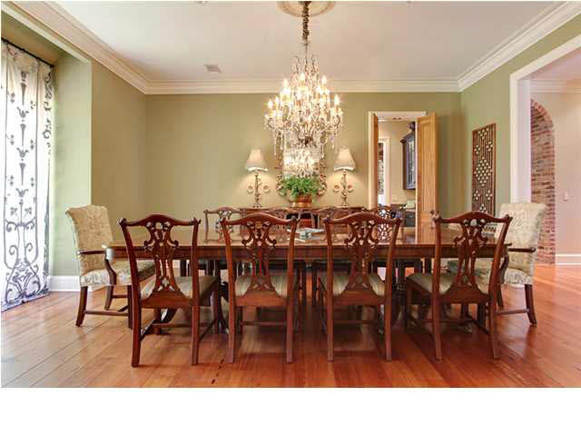 116 Bridgeview Circle Ridgeland, MS 39157 - Photo 3 of 35 Banquet Size Formal Dining Room!