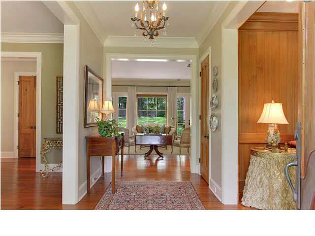 116 Bridgeview Circle Ridgeland, MS 39157 - Photo 7 of 35 Foyer with Heart Pine Floors!