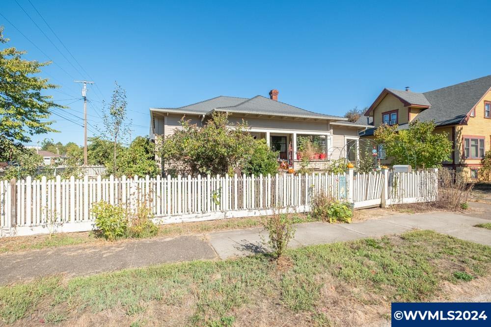 837 Southwest 10th Avenue Albany, OR 97321 - Photo 19 of 20 Gallery Image 19