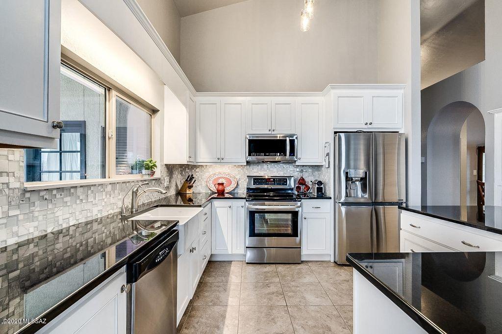 8151 East Coronado Road Tucson, AZ 85750 - Photo 6 of 21