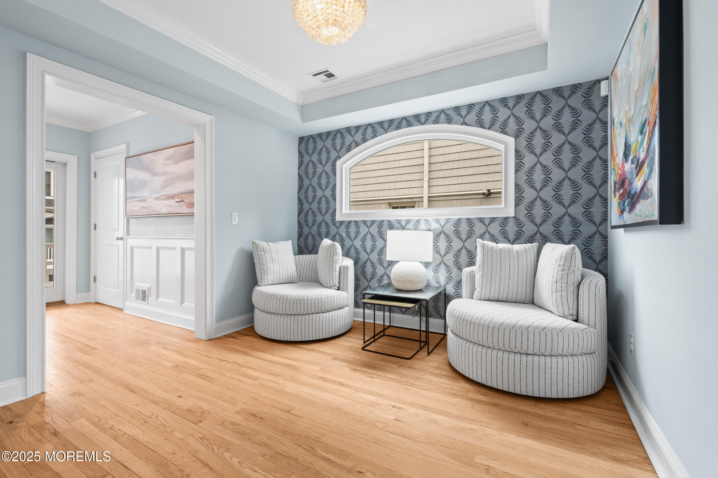 5 Shrewsbury Way Sea Bright, NJ 07760 - Photo 26 of 59 a living room with furniture and a large window