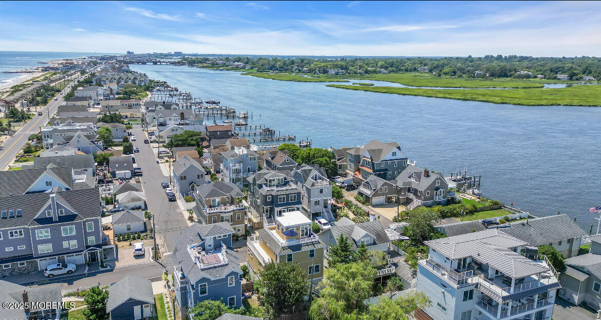 5 Shrewsbury Way Sea Bright, NJ 07760 - Photo 8 of 59 an aerial view of a city