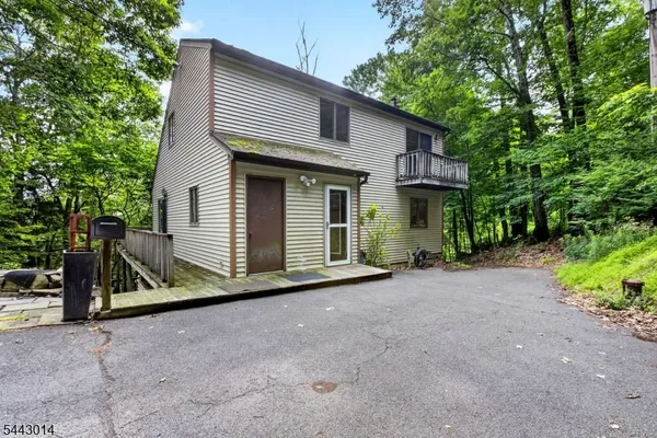 $499,000 | 1 Hillside Avenue, Belvidere, NJ 07823