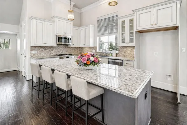 $519,900 | 2003 Covent Garden Station, Houston, TX 77045